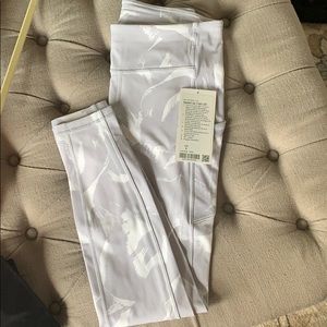 Lulu lemon Speed Up Tight 28”
